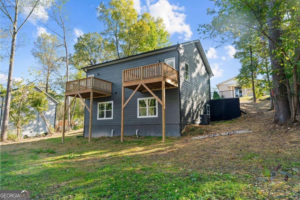 Photo of 1380 Lida Street, Dalton, GA 30720 (MLS # 10624726)