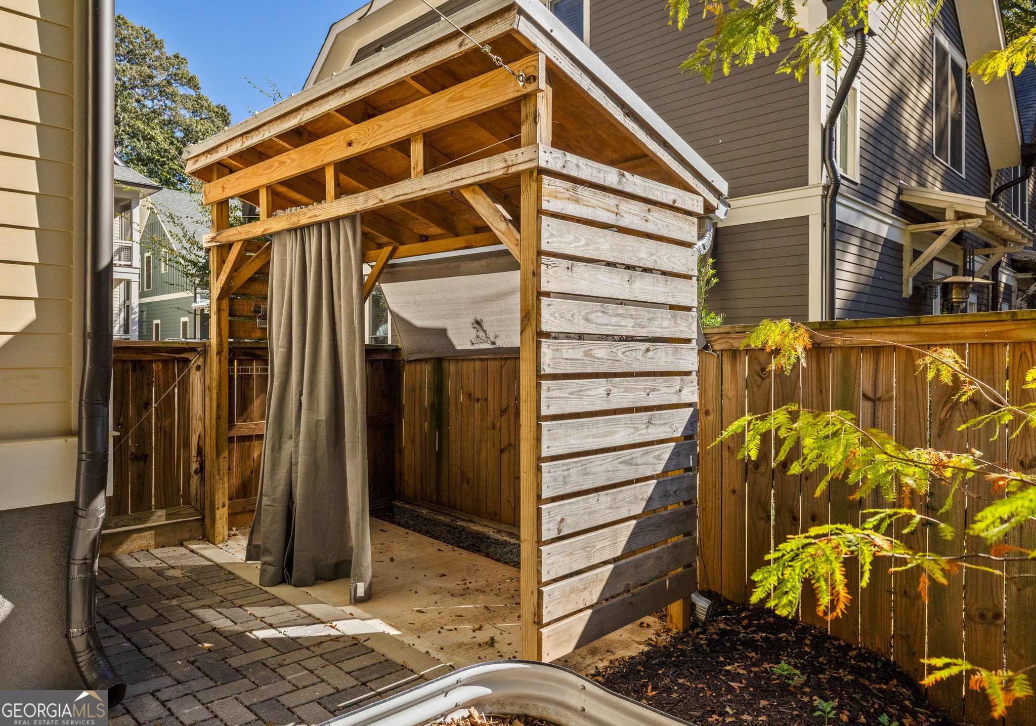 Edgewood - Residential