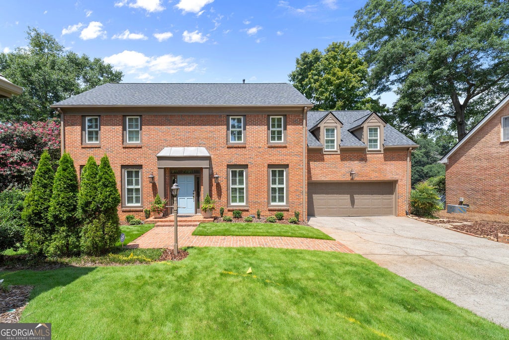 Photo of 255 Tenth Fairway, Roswell, GA 30076 (MLS # 10842090)