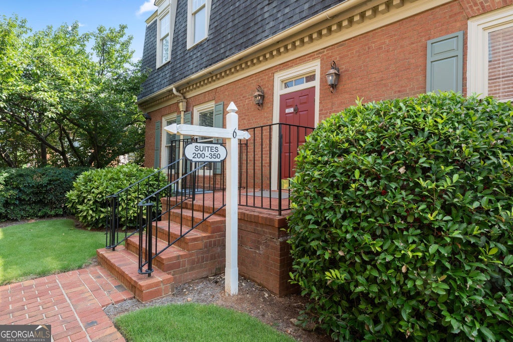 Photo of 7000 Peachtree Dunwoody Road NE, Building 6 #350, Atlanta, GA 30328 (MLS # 10822883)