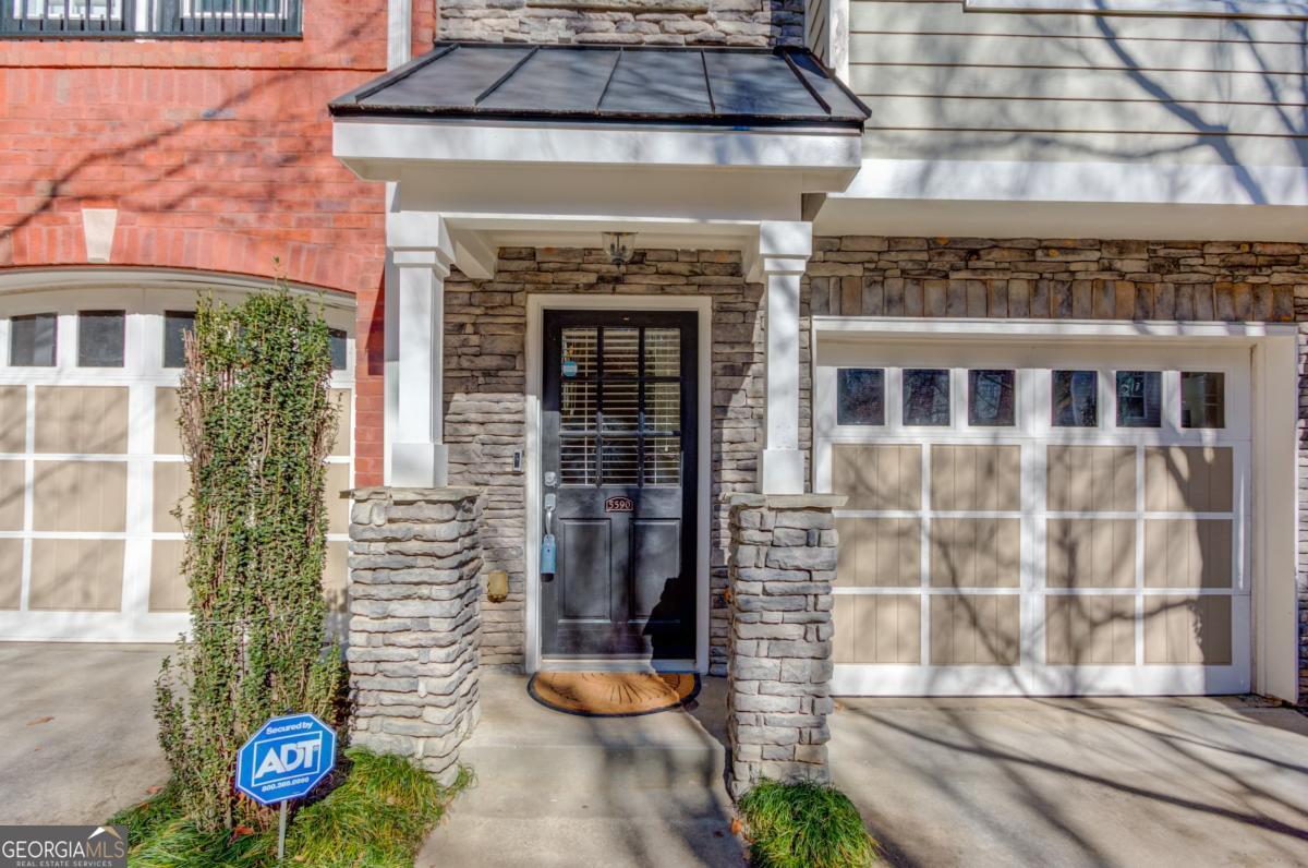 5590 Glenridge PARK 1206