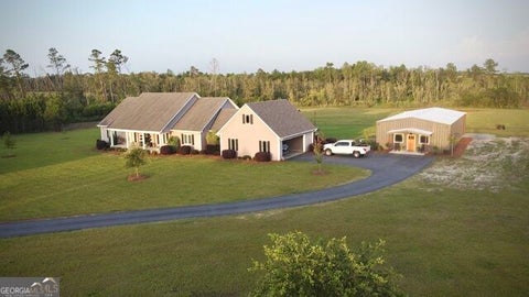 Photo for 2493 Broxton HWY