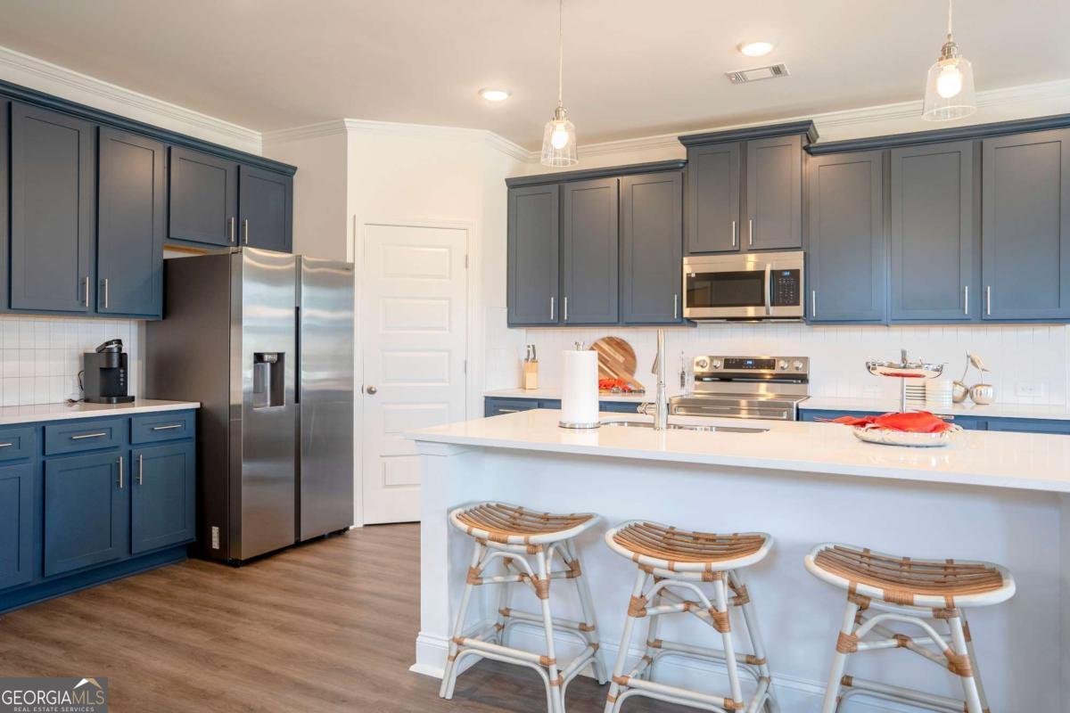 3979 Streamlet WAY 153