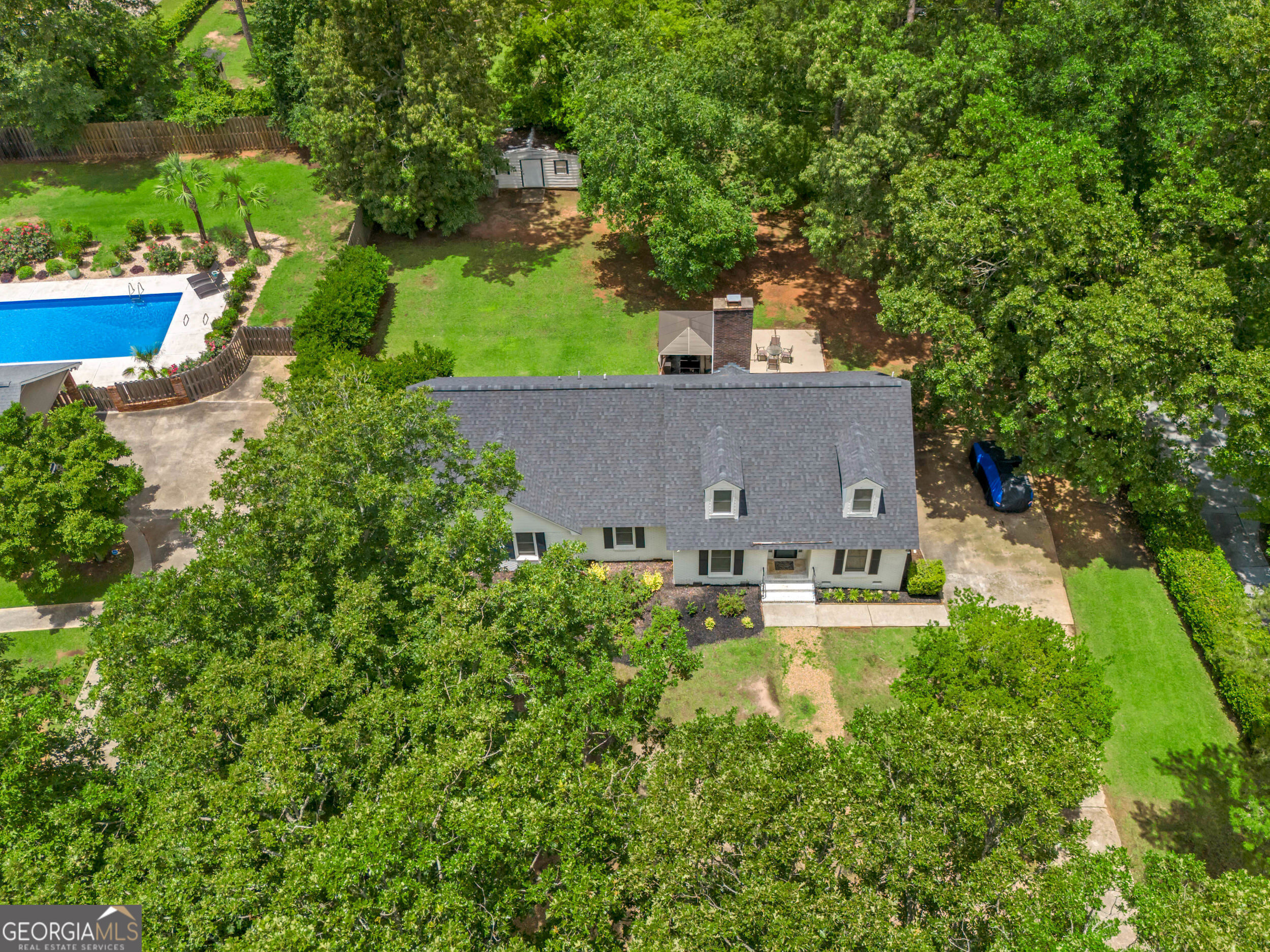 2715 N Doublegate DR