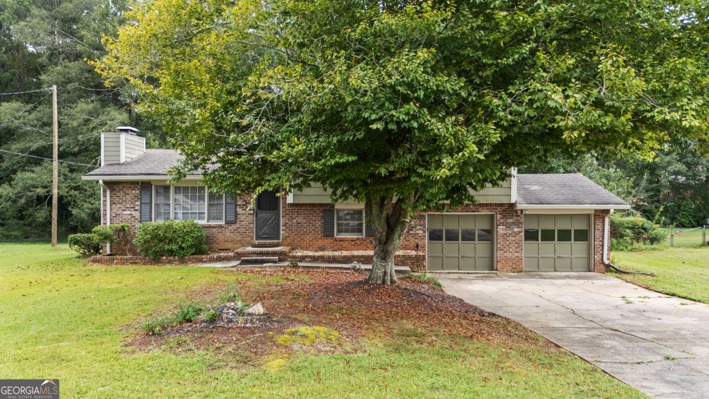Photo of 4561 Fairfax Place, Powder Springs, GA 30127 (MLS # 10852251)
