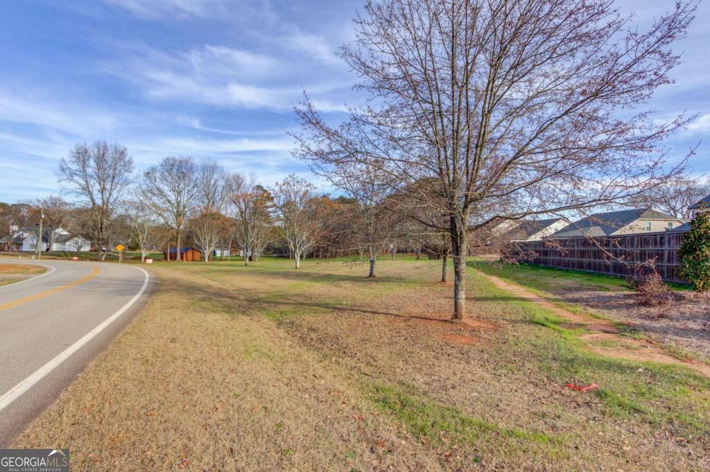 Photo of 1554 Maddox Road, Hoschton, GA 30548 (MLS # 10674121)