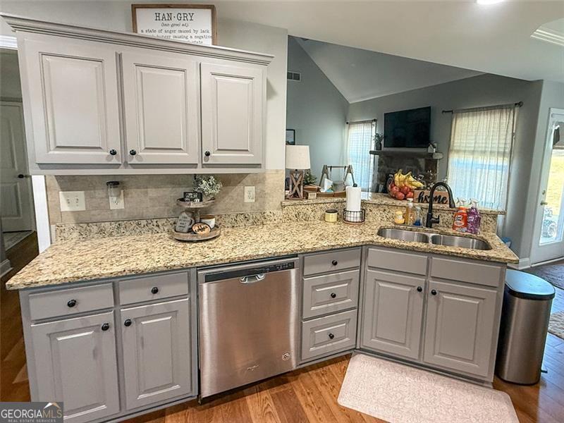 45 ALBRIGHT CT