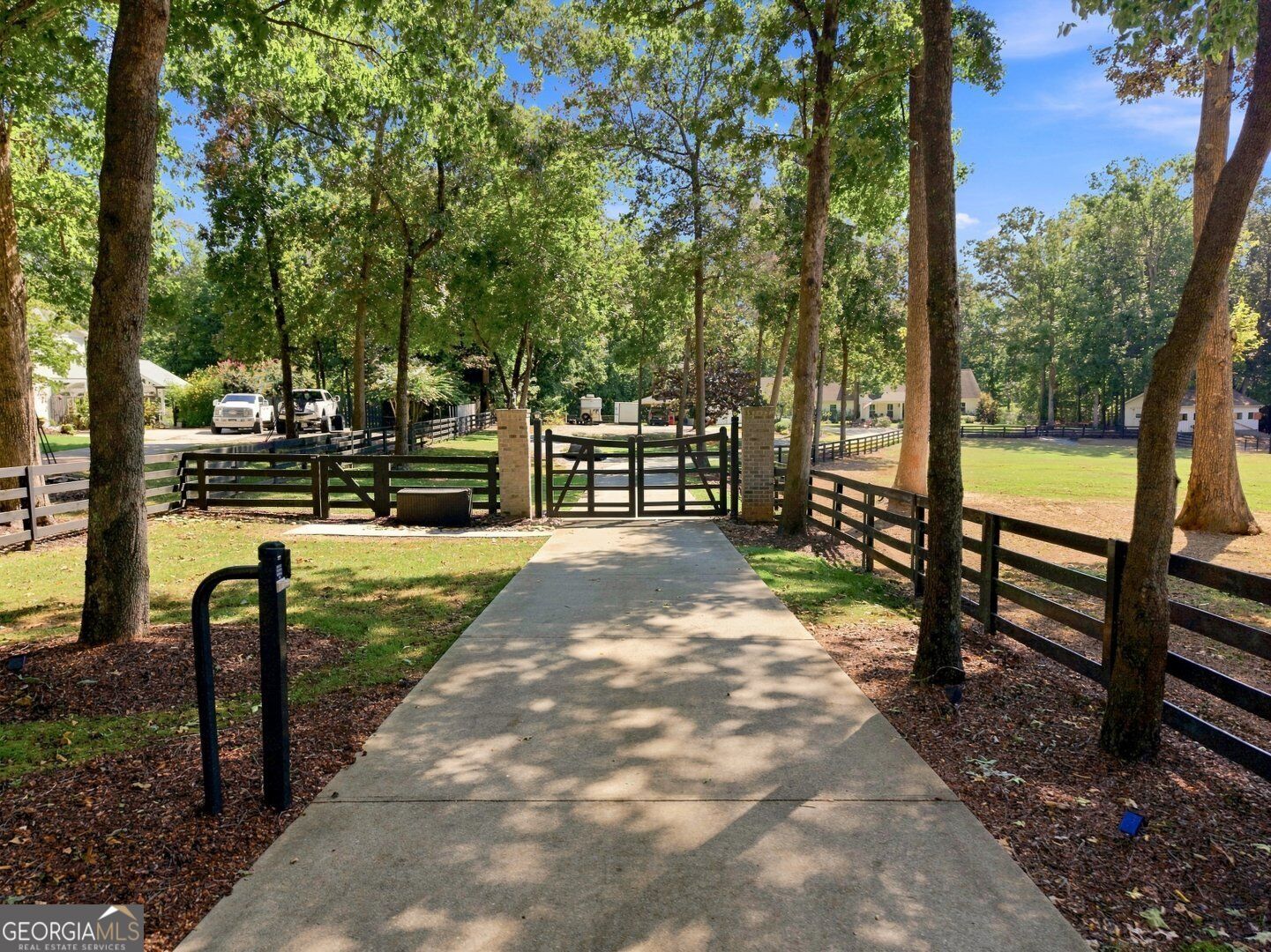 297 Henderson Lake DR