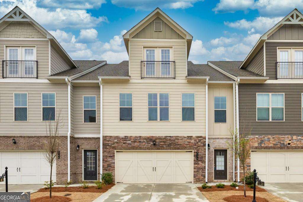 THIS TOWNHOME FACE EAST-NEW TOWNHOMES/ LAST UNITS LEFT !!! Modern Living in the Heart of Cumming! Discover these beautiful, spacious new construction homes featuring 3 bedrooms and 2.5 bathrooms with stylish, contemporary finishes. Each home offers open-concept living, abundant natural light, and thoughtful layouts perfect for today's lifestyle. Located in one of the most desirable areas in Cumming, you're just minutes away from Lake Lanier, top-rated schools, and all the best shopping, dining, and entertainment the area has to offer. Whether you're looking for your first home, your next family space, or an investment in a growing area, these homes offer unmatched value and comfort. Special Offer: Don't miss this opportunity-schedule your tour today and come see why so many are choosing to call this community home!