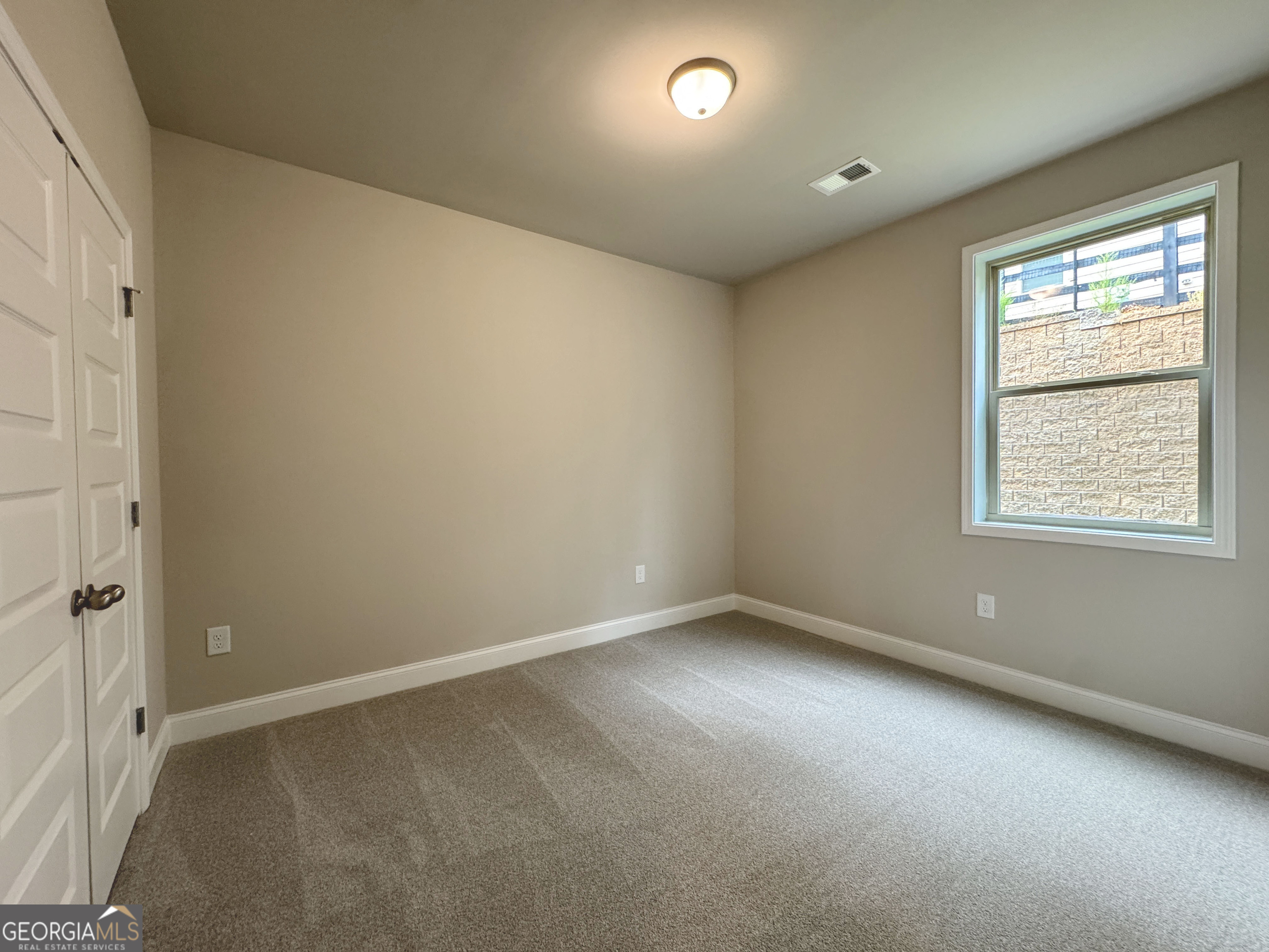 2020 Manor Pointe DR