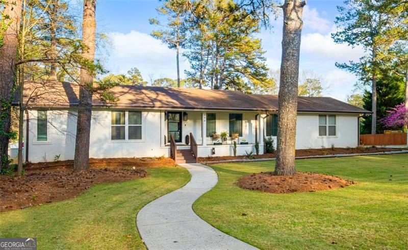 994 Redbud LN