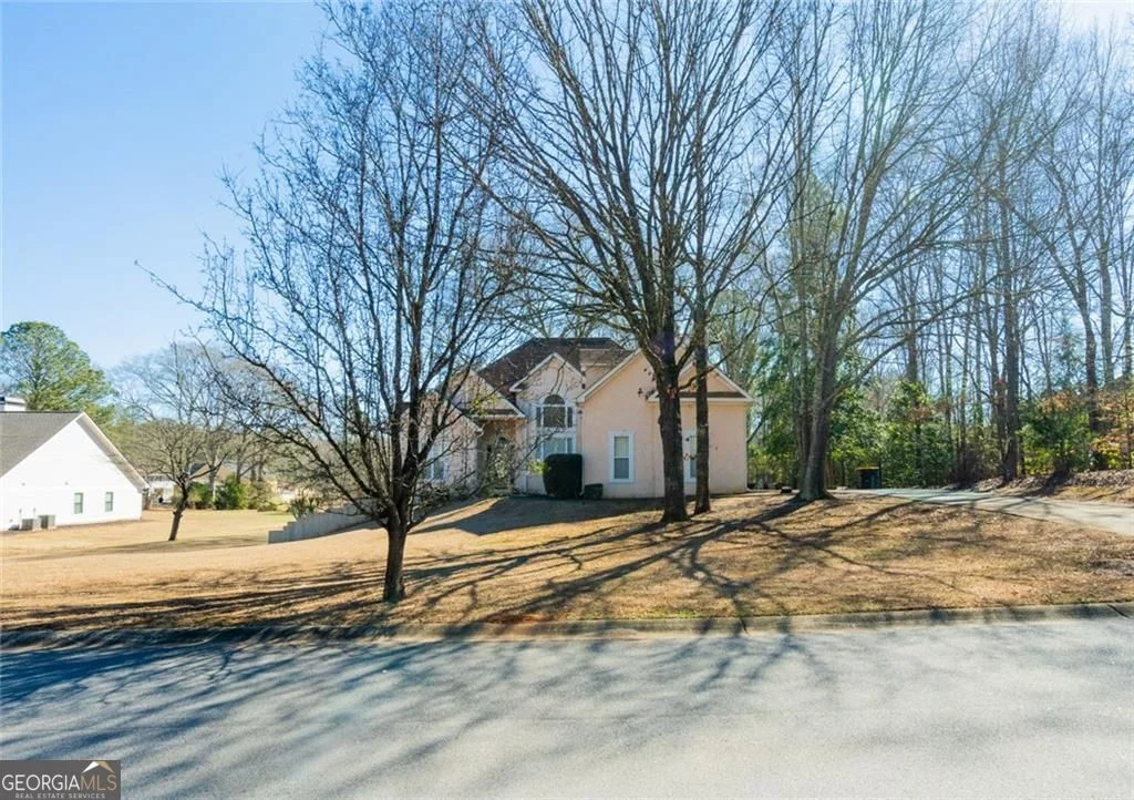 120 Warren Way