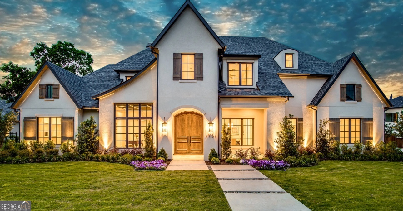Here is your opportunity of a lifetime to build a custom-built home in prime Johns Creek, very desirable North Fulton - Northview HS district. the private wooded estate lot is a rare find in Johns Creek and is waiting for you to design your own private sanctuary - 4000 SF by well-established local builder/developer. Use his plans or bring your own. This is definitely the opportunity of a lifetime, as there are NO LOTS available in Johns Creek.