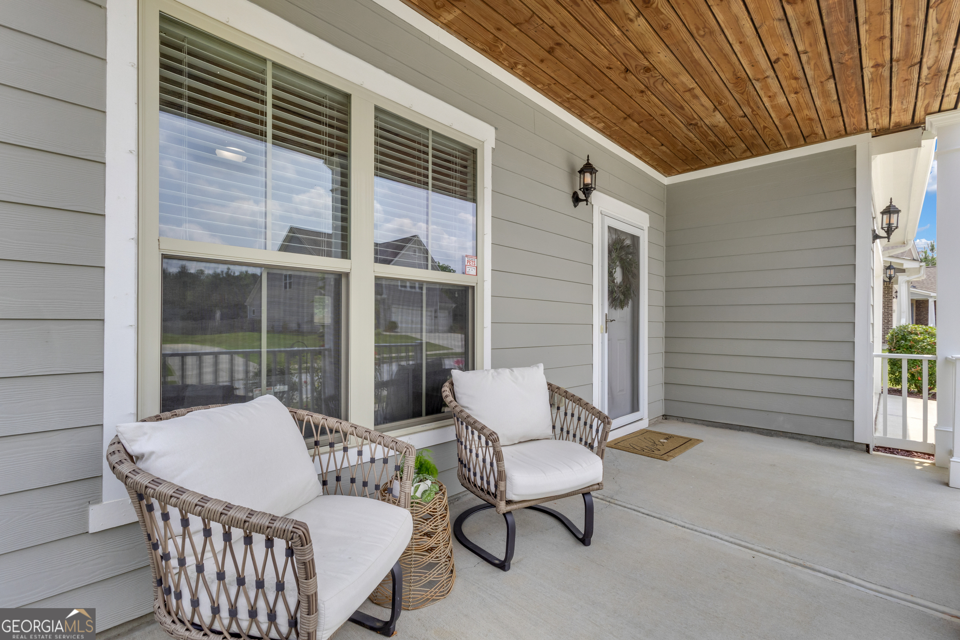 206 Roundwood WAY