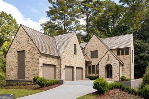 Photo of 1353 W Wesley Road NW, Atlanta, GA 30327 (MLS # 10867393)