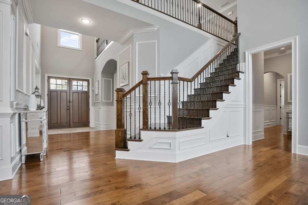 5950 Thoroughbred WAY
