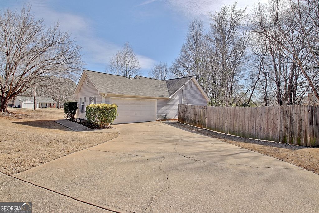 Photo of 514 Sarahs Lane, Locust Grove, GA 30248 (MLS # 10689456)