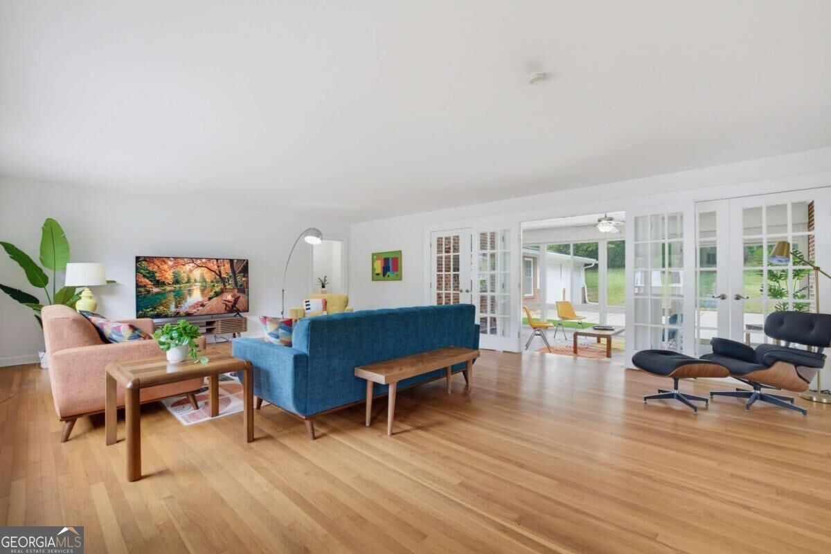 1468 Lavista RD NE