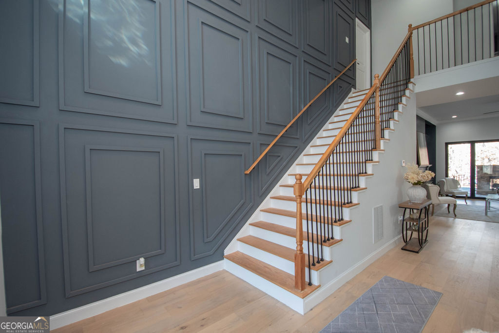 5705 Registry Oaks LN SE