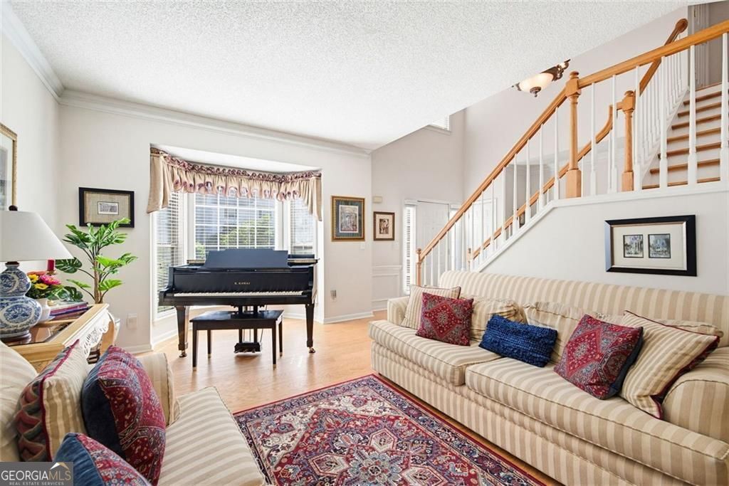 3886 Toccoa Falls DR