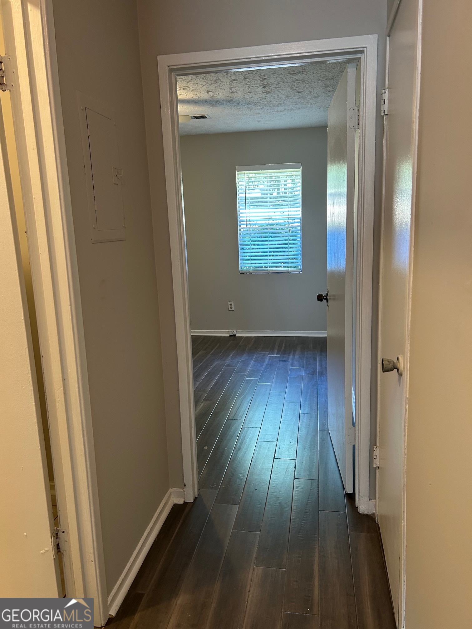 1292-1294 Crystal Lake RD