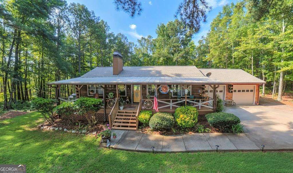 Photo of 791 Little New York Road, Whitesburg, GA 30185 (MLS # 10798687)