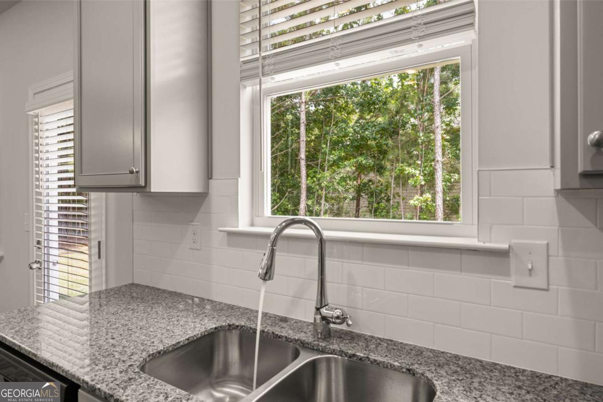 Whisper Creek - Residential