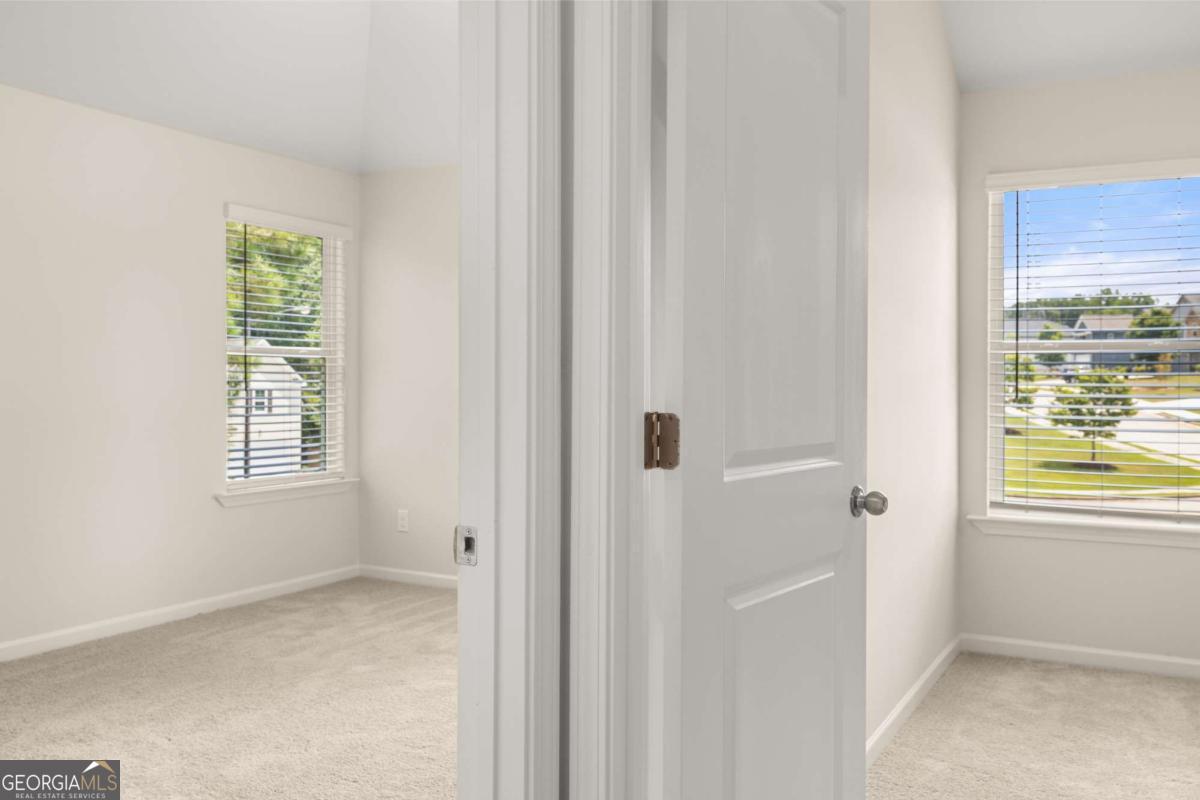 Whisper Creek - Residential