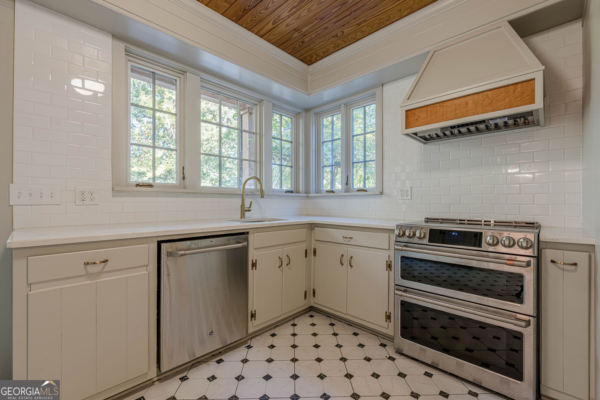 Collier Hills - Residential