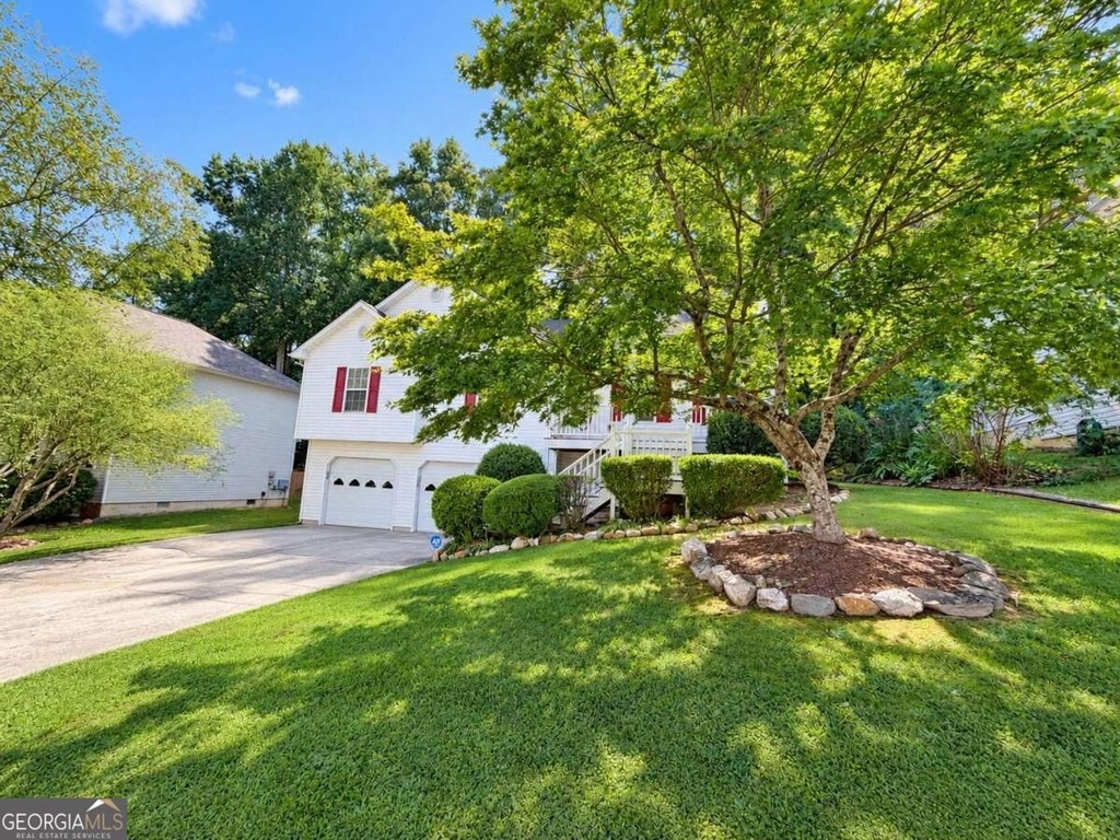 Photo of 113 Jake Taylor Drive, Acworth, GA 30102 (MLS # 10874496)
