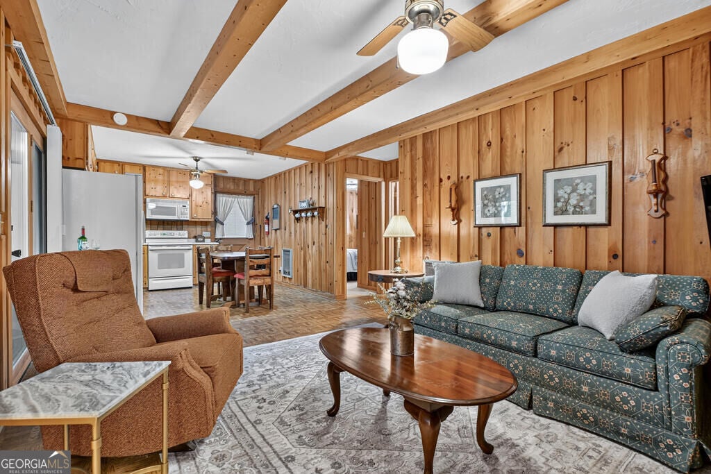 5 Tanglewood LN