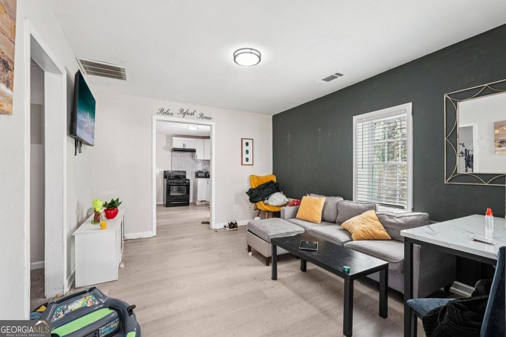 Photo of 2794 7th Street SW, Atlanta, GA 30315 (MLS # 10716289)