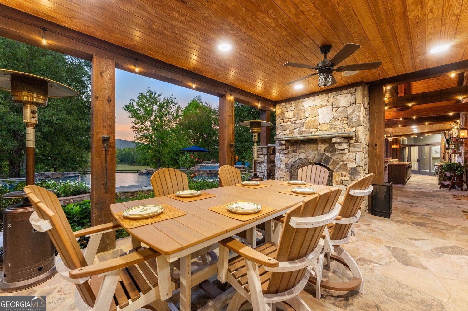 1524 Blacks Bluff RD SW