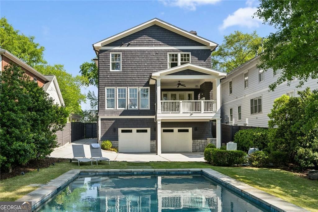 Atlanta, Georgia 30305, United States, 5 Bedrooms Bedrooms, ,5 BathroomsBathrooms,Residential,Pending,116015