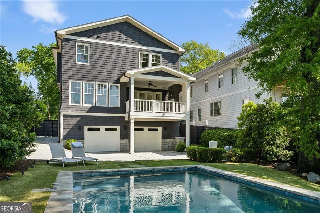 Atlanta, Georgia 30305, United States, 5 Bedrooms Bedrooms, ,5 BathroomsBathrooms,Residential,Pending,116015