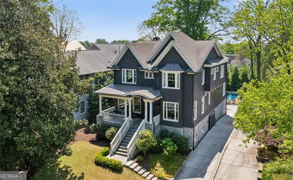 Atlanta, Georgia 30305, United States, 5 Bedrooms Bedrooms, ,5 BathroomsBathrooms,Residential,Pending,116015