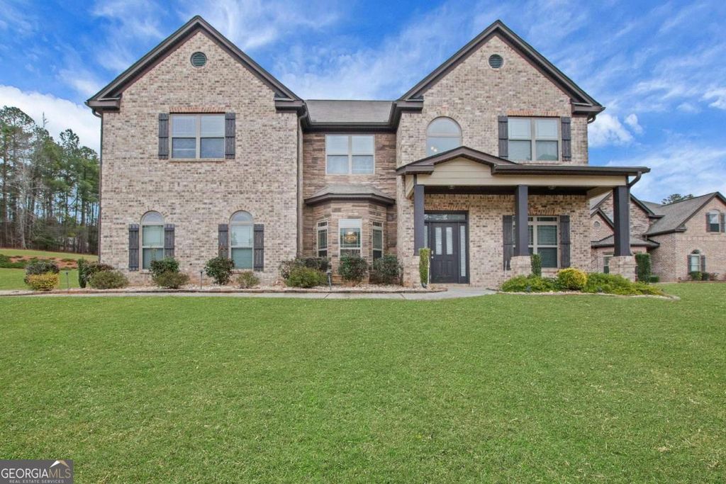 Photo of 4605 Chestnut Oak Street, Loganville, GA 30052 (MLS # 10720601)