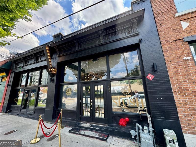 327 Edgewood AVE
