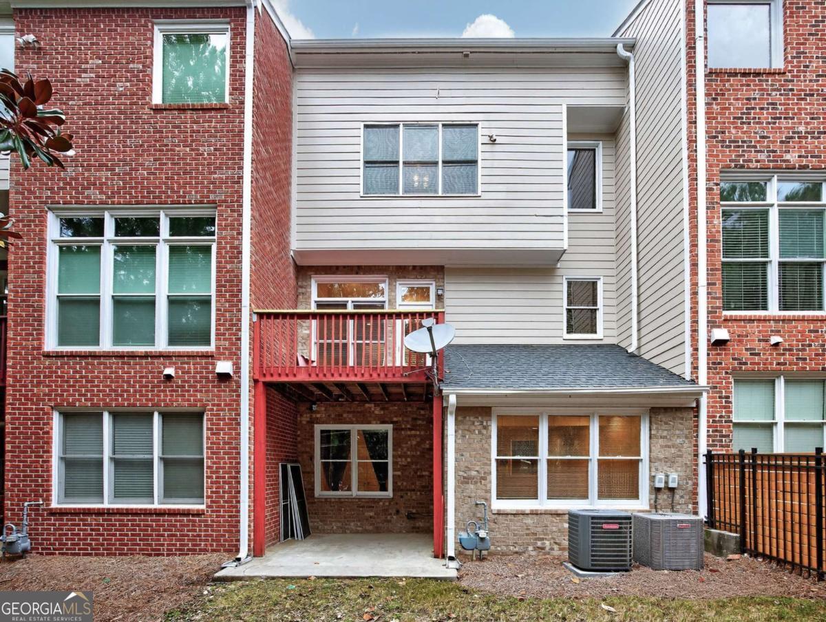 Creekside at Vinings - Residential Lease