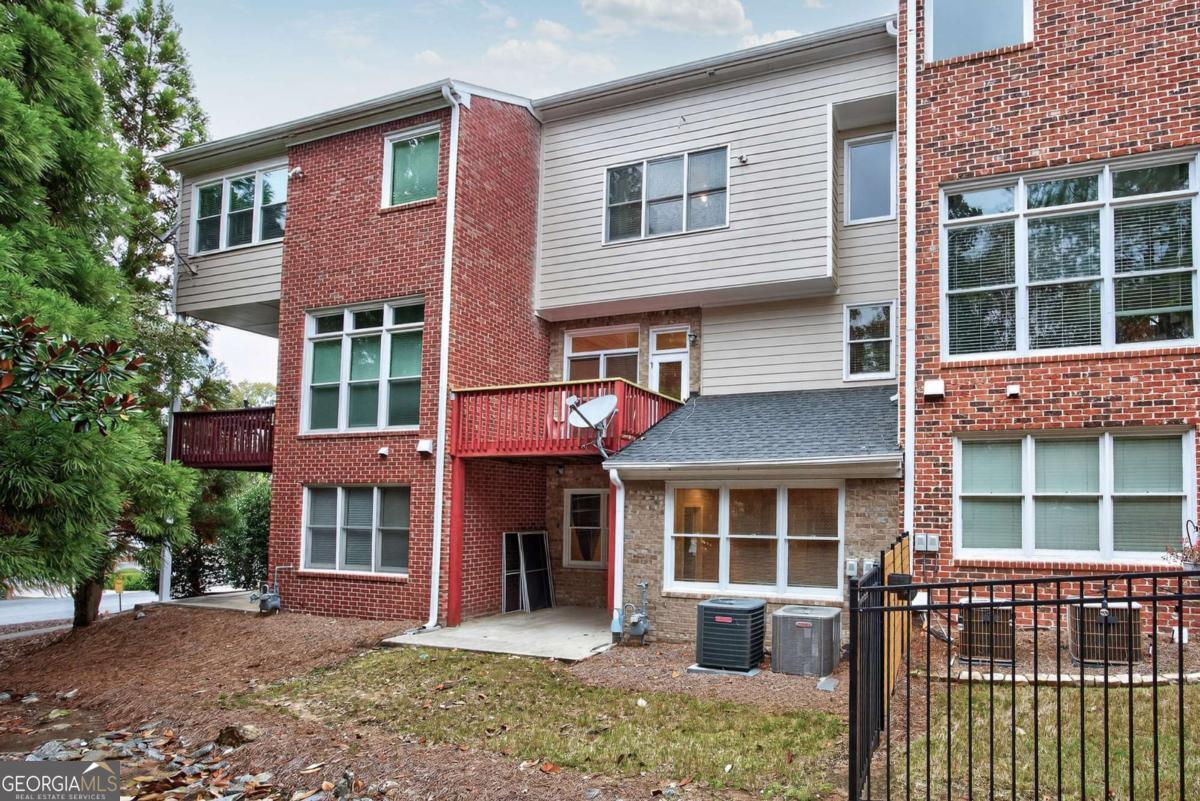 Creekside at Vinings - Residential Lease