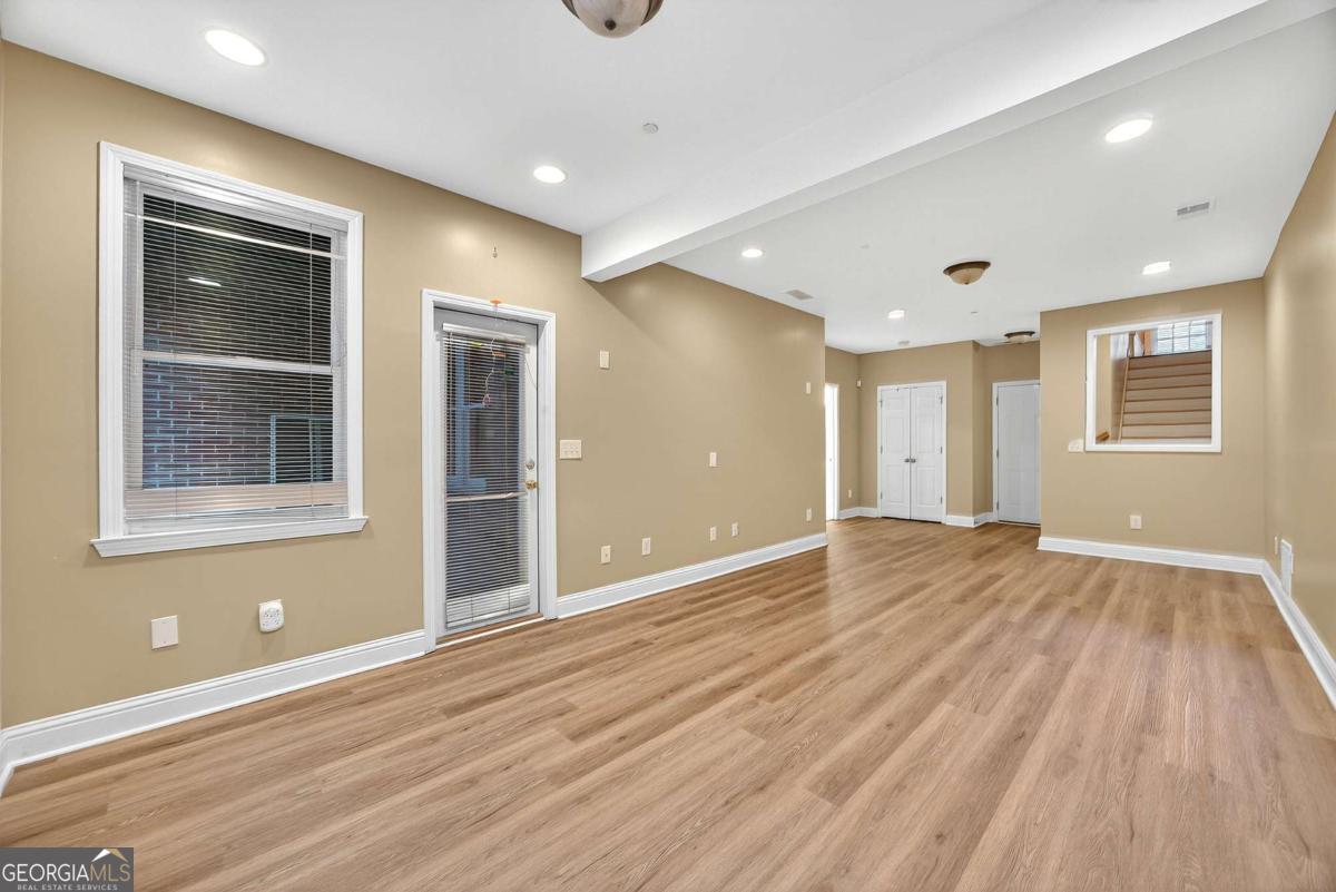 Creekside at Vinings - Residential Lease