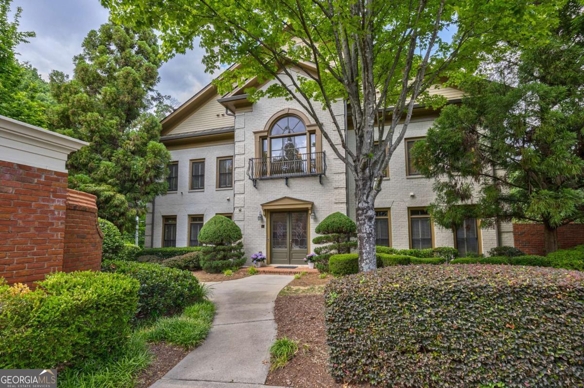 3127 Lenox RD NE 1
