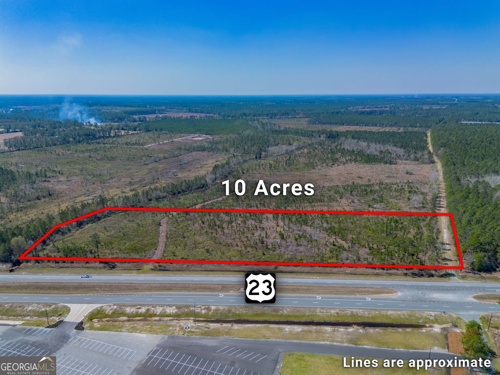 Photo of 0 MEMORIAL DR, Waycross, GA 31503 (MLS # 10716966)