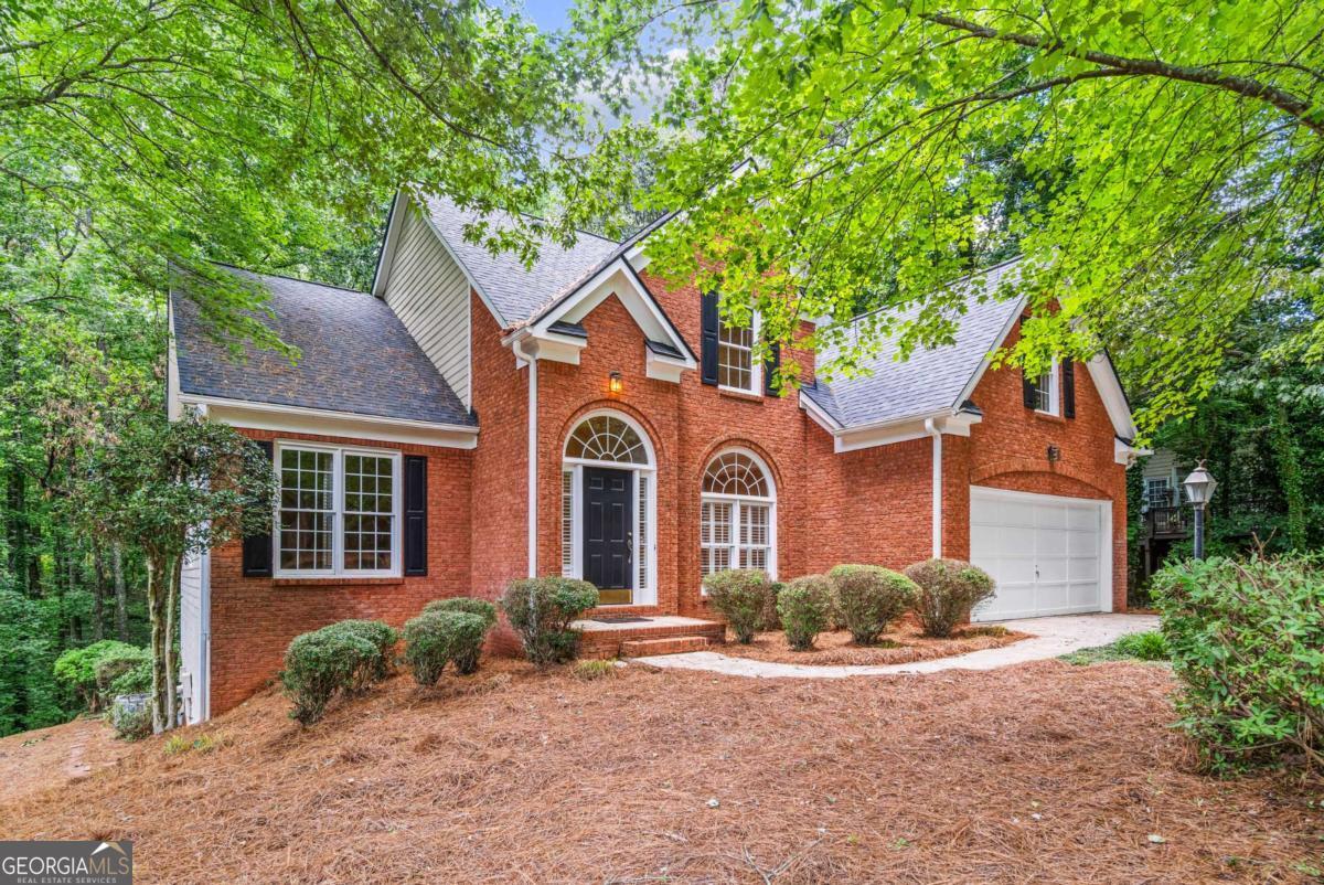 1765 Redbud WAY