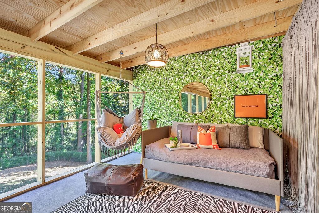 Photo of 1637 Cecilia Drive SE, Atlanta, GA 30316 (MLS # 10737928)