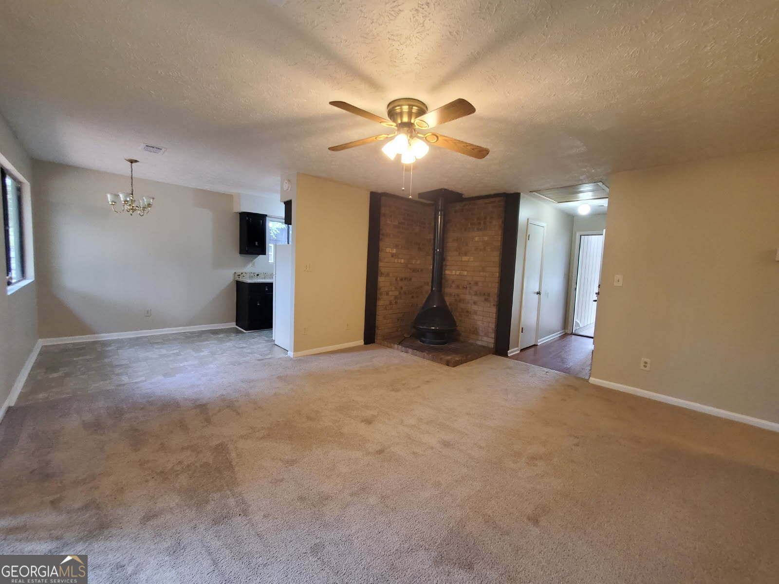 9141 Trail CT