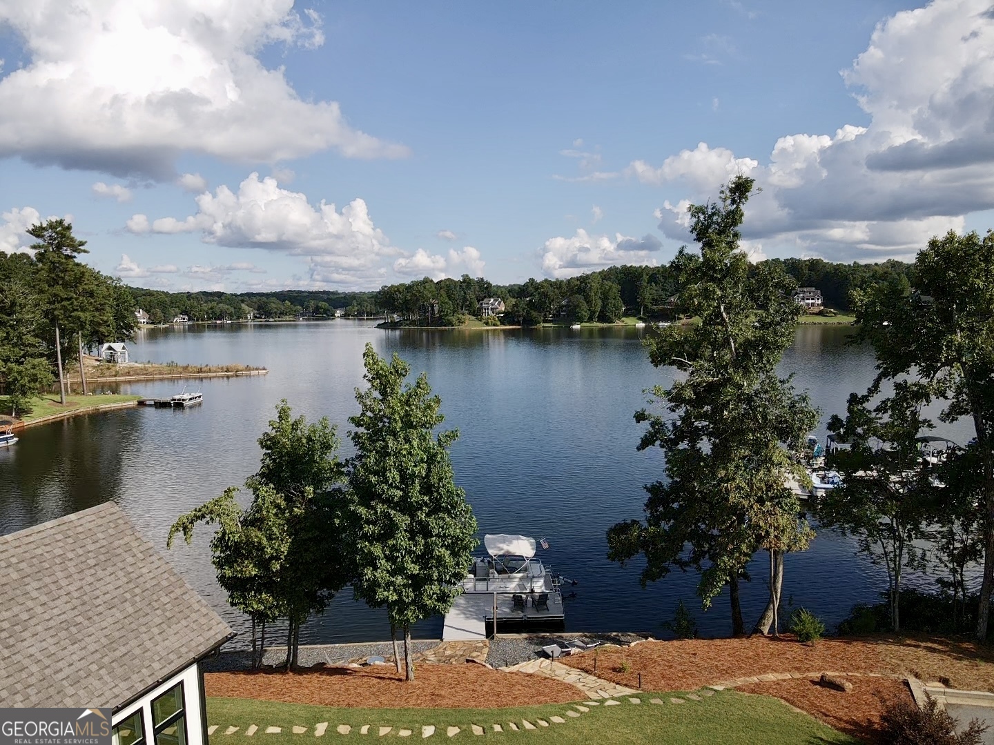 496 North Cove DR