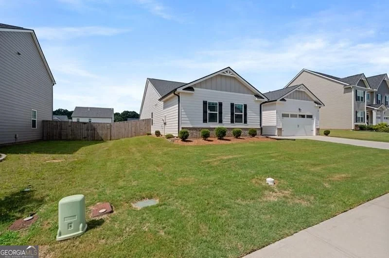 647 Graham Campbell Lane