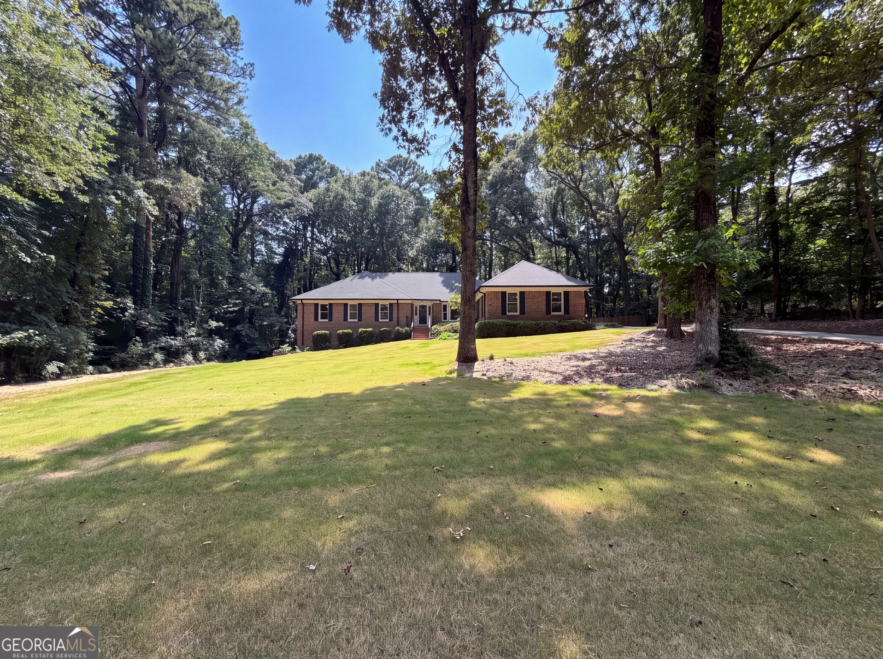 120 Oxford LN