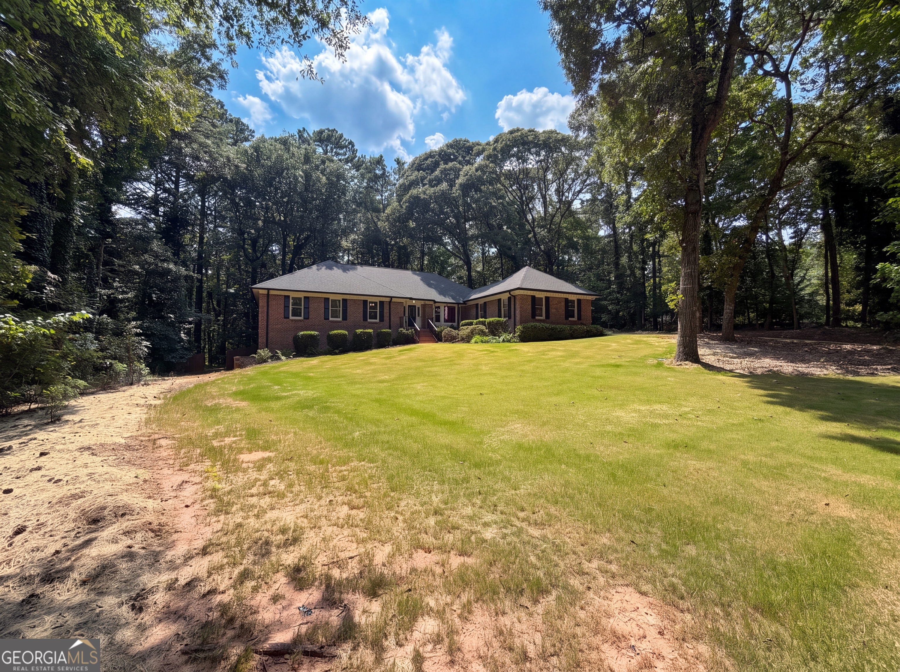 120 Oxford LN